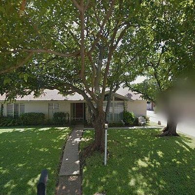 1748 Brown Trl, Hurst, TX 76054