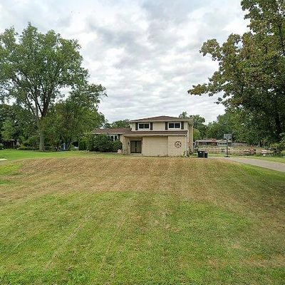 17711 Juday Lake Dr S, South Bend, IN 46635
