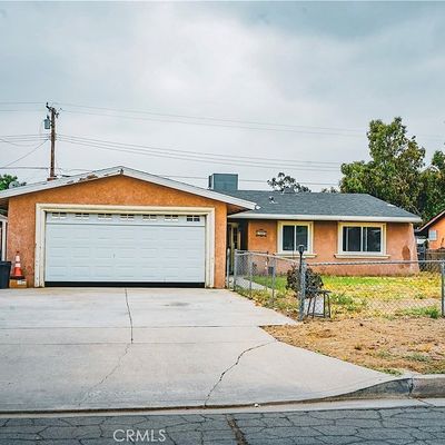 17818 Valencia Ave, Fontana, CA 92335