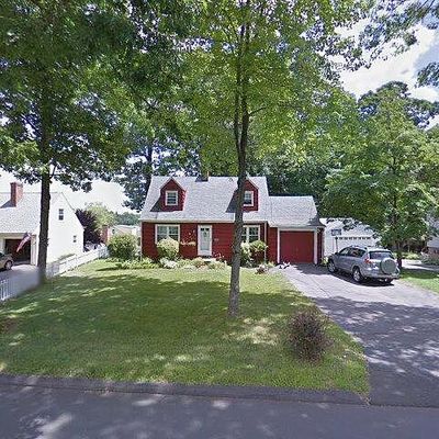 18 Grove St, East Berlin, CT 06023