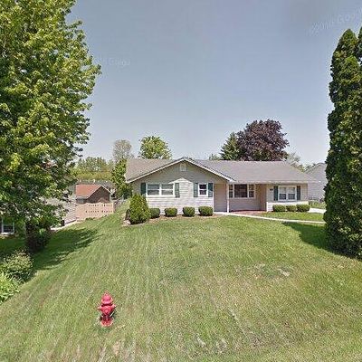 1804 Sprucewood Ln, Lindenhurst, IL 60046