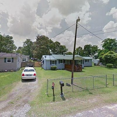 183 Camelia St, Raeford, NC 28376