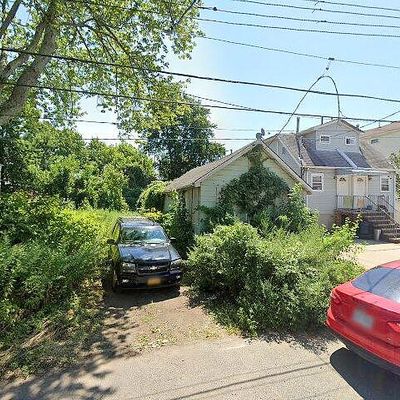 222 Freeborn St, Staten Island, NY 10306