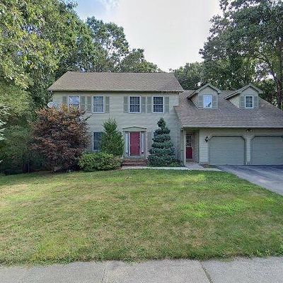 222 Larchwood Dr, Warwick, RI 02886