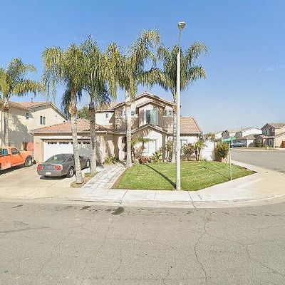 2229 Via Tuscania Ave, Delano, CA 93215