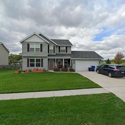 223 Arrowhead Dr, Minooka, IL 60447