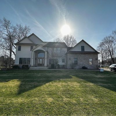 22470 Walnut Ct, South Bend, IN 46628