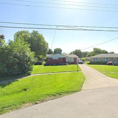 2304 Strotman Rd, Louisville, KY 40216