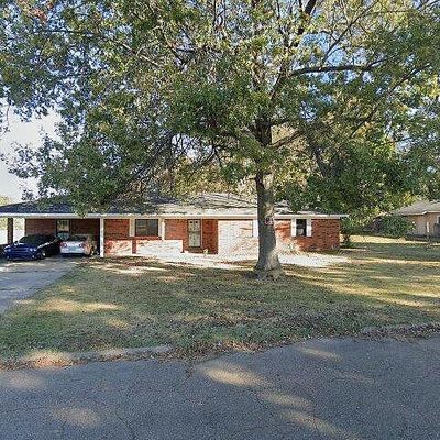 236 Ash St, Forrest City, AR 72335