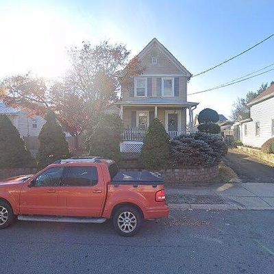 24 Phelps Ave, Bergenfield, NJ 07621