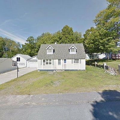 24 Vermont St, Millinocket, ME 04462