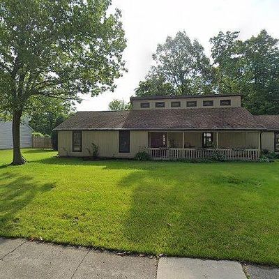 2408 Wood Valley Dr, Fort Wayne, IN 46808