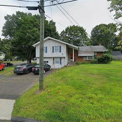 241 Parker St, Manchester, CT 06040