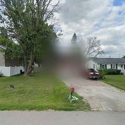 243 Mansur St, East Moline, IL 61244