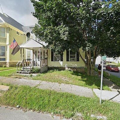 25 N Perry St, Johnstown, NY 12095