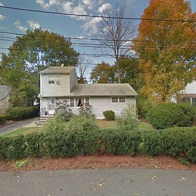 21 Cedar St, Cresskill, NJ 07626