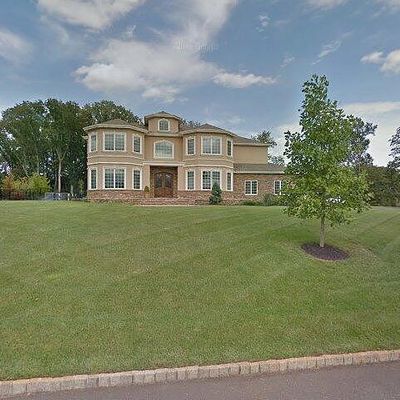 21 Fairway Dr, Cream Ridge, NJ 08514