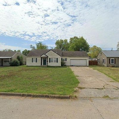 210 E 3 Rd St, Dewey, OK 74029