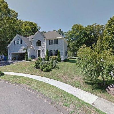211 Cranberry Ln, Middletown, CT 06457
