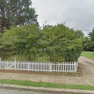 212 S Fayetteville St, Liberty, NC 27298