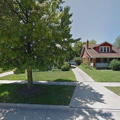 2136 Overbrook Ave, Lakewood, OH 44107
