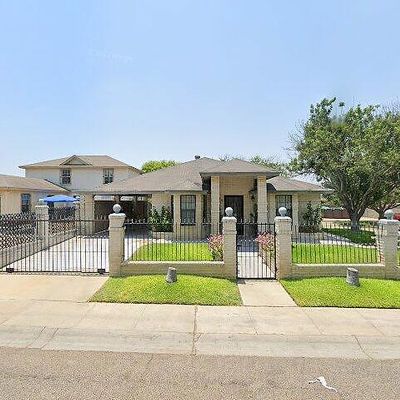 214 Valladolid Ave, Laredo, TX 78046