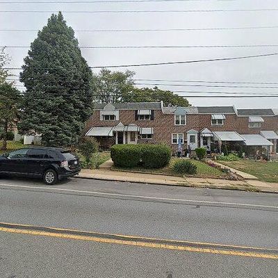 215 N Bishop Ave, Clifton Heights, PA 19018