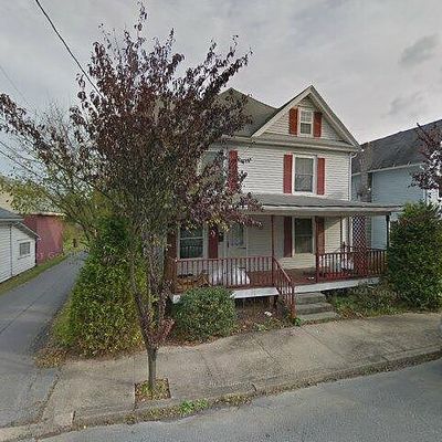 218 Calvert St, Jersey Shore, PA 17740