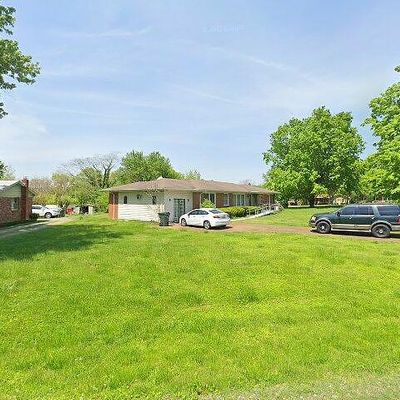 220 Hawkins Ave, Gallatin, TN 37066