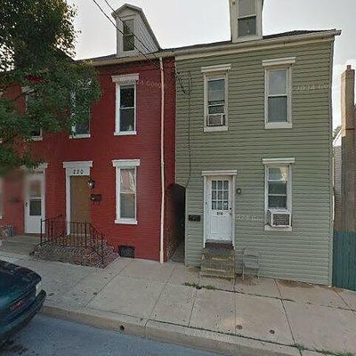 220 Lawrence St, Columbia, PA 17512