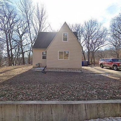 220 W 1 St Ave S, Estherville, IA 51334