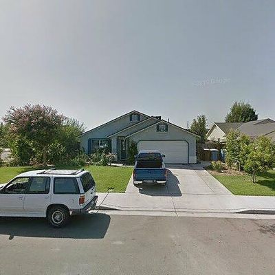 2743 Mill St, Selma, CA 93662