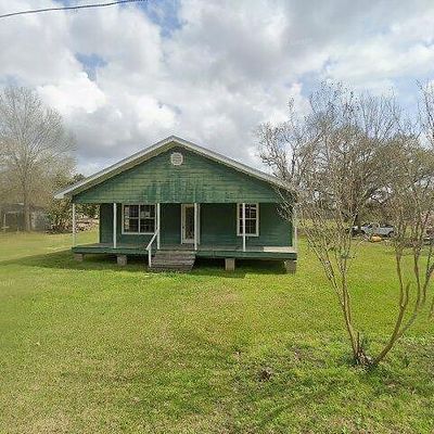 27544 Patterson Rd, Springfield, LA 70462