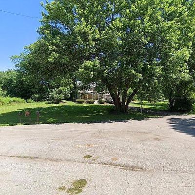 2800 Graf Mill Rd, Bellbrook, OH 45305