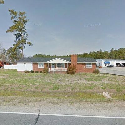 2842 Hugo Rd, Grifton, NC 28530