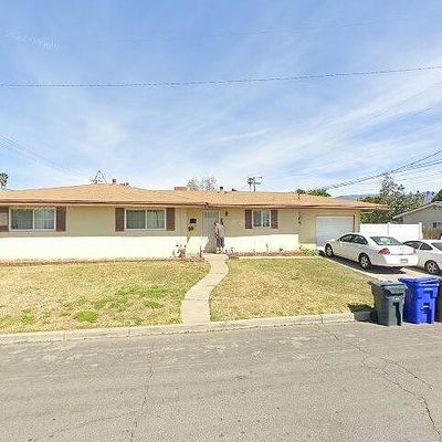 288 W Holly St, Rialto, CA 92376