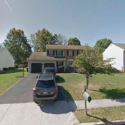 2950 Denbeigh Dr, Hatfield, PA 19440