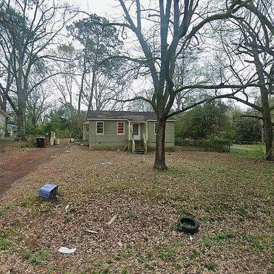 2992 Alfred Dr, Macon, GA 31206