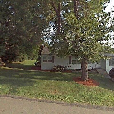 3 Center Dr, West Boylston, MA 01583