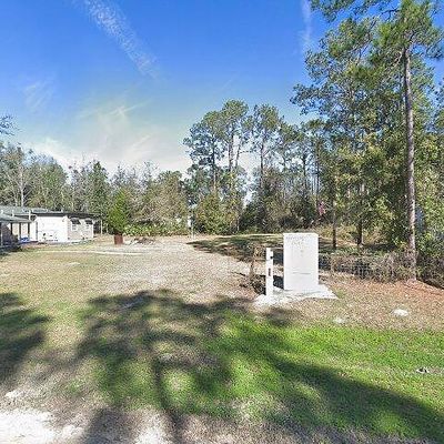 30 N Dolphin Ave, Middleburg, FL 32068