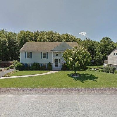 30 Village Way, North Smithfield, RI 02896