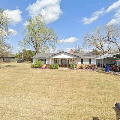 300 N Richard Ter, Mustang, OK 73064