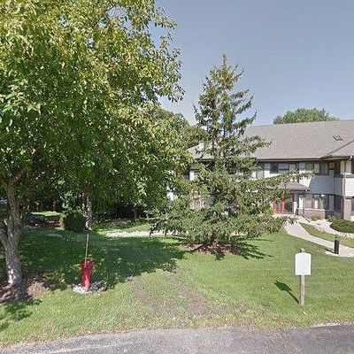 3010 Yarmouth Greenway Dr #201, Fitchburg, WI 53711