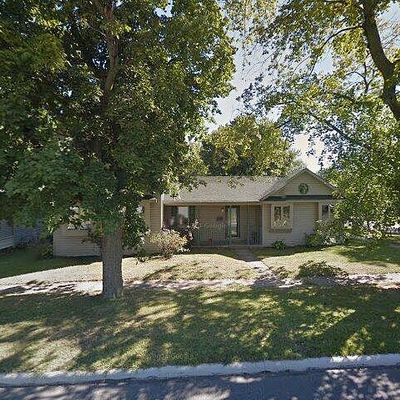 302 Lincoln Ave, Swanton, OH 43558