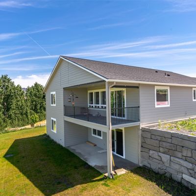 3020 Riverview Ln, Malaga, WA 98828