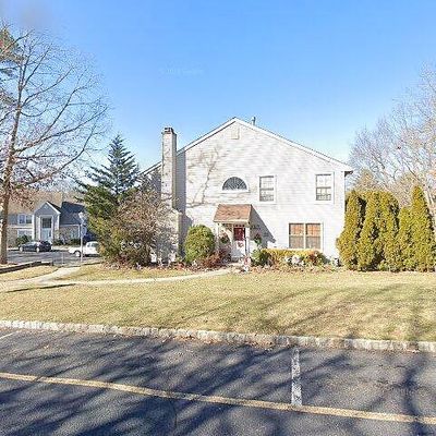 304 Santa Anita Ln, Toms River, NJ 08755