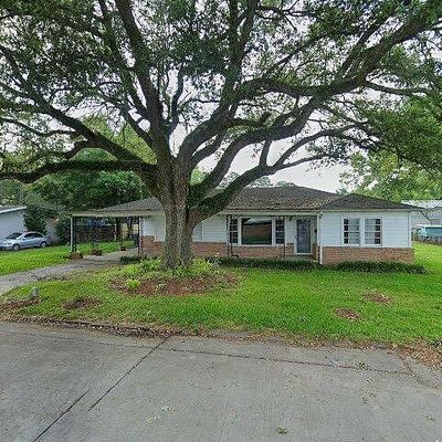 306 Victory Dr, New Iberia, LA 70563