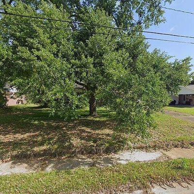 2503 Demaret Dr, Gulfport, MS 39507