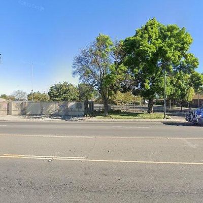 2541 E Hatch Rd, Modesto, CA 95351