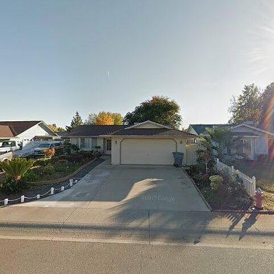 2541 Celestial St, Redding, CA 96002